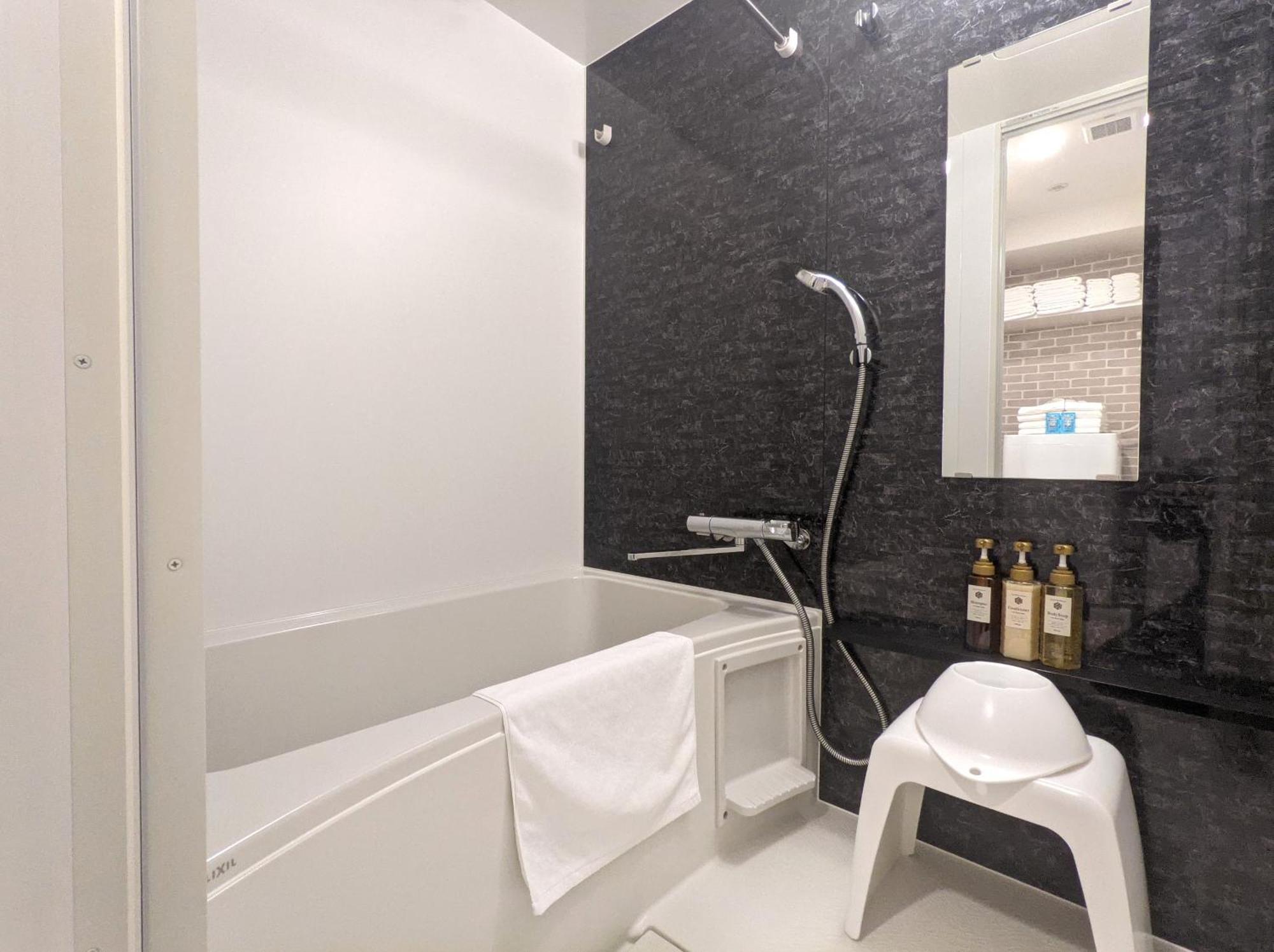 ESLEAD HOTEL Namba Daikokucho Osaka Bagian luar foto