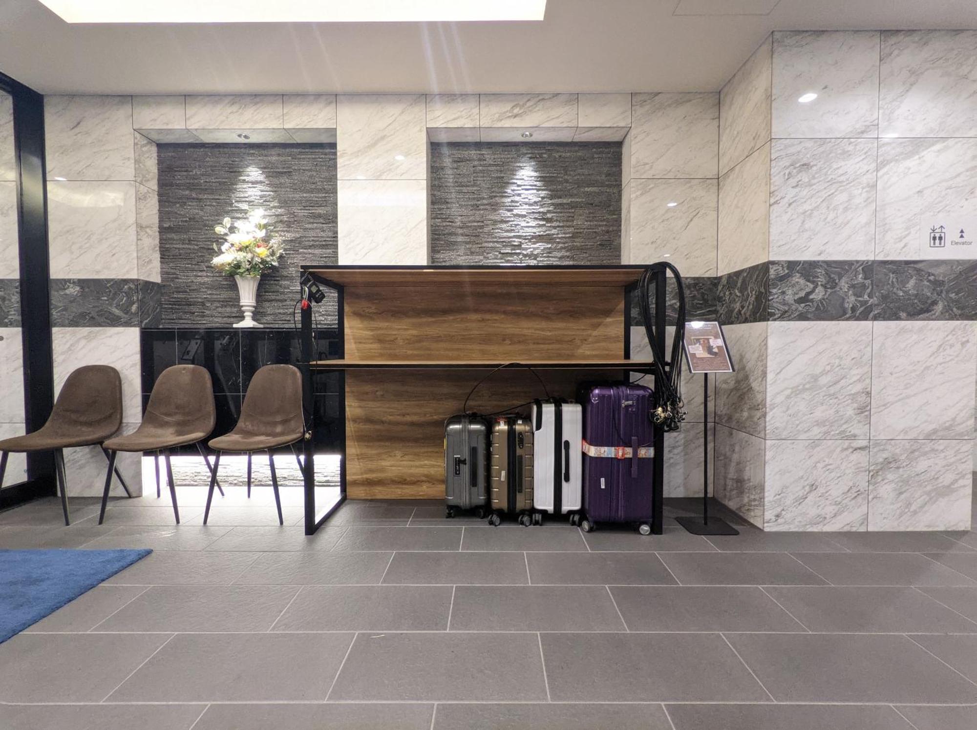 ESLEAD HOTEL Namba Daikokucho Osaka Bagian luar foto